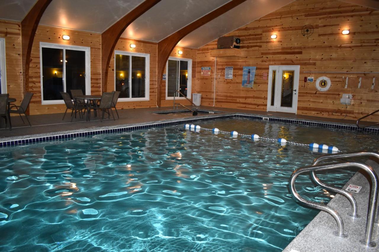 Lighthouse View Motel Mackinaw City Bagian luar foto